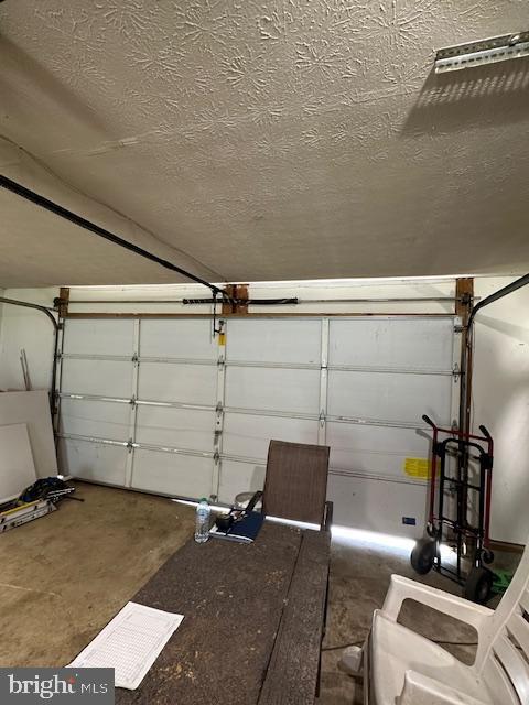 121 Defense Ct, Hedgesville, WV 25427 - view of garage