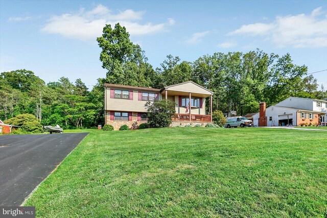 3476 Messersmith Rd, York, PA 17408 - view of front of house with a front yard