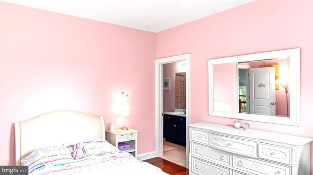 4300 Mountain Laurel Way, Brandywine, MD 20613 - bedroom featuring dark wood-style flooring, baseboards, and ensuite bath