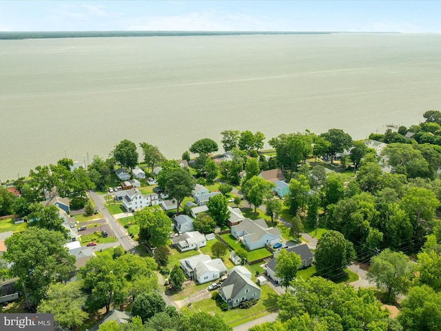 29 8th St, Colonial Beach, VA 22443 - aerial perspective of suburban area featuring a large body of water