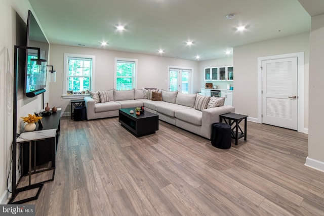 233 W Ponds Edge Dr, Media, PA 19063 - living area featuring baseboards, wood finished floors, and recessed lighting