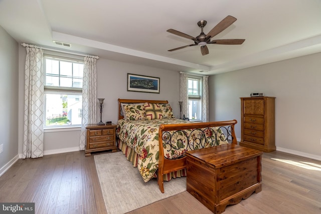 2038 Morgan Creek Dr, Quakertown, PA 18951 - bedroom with wood finished floors, baseboards, and ceiling fan