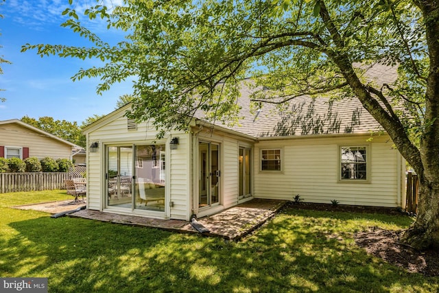 4212 Penner Ln, Fairfax, VA 22033 - rear view of house featuring a patio