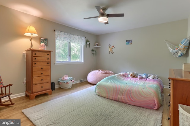 46 Gelsinger Rd, Reading, PA 19608 - bedroom featuring wood finished floors, baseboards, and ceiling fan