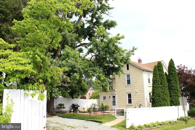301 E 3rd St, Avondale, PA 19311 - view of side of home