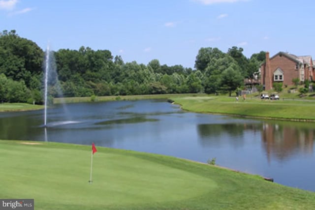 3916 Penderview Dr Unit 435, Fairfax, VA 22033 - surrounding community with a water view, view of golf course, and an area to practice putting