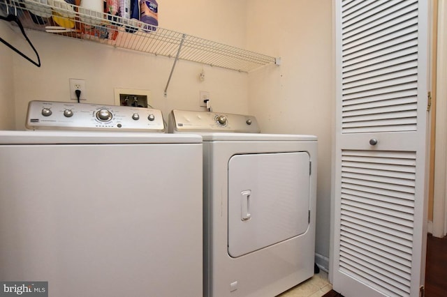 605 N Atlantic Ave Unit 204, Collingswood, NJ 08108 - washroom with washing machine and dryer