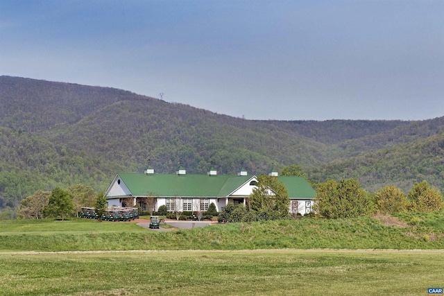 5625 Upland Dr, Crozet, VA 22932 - mountain view