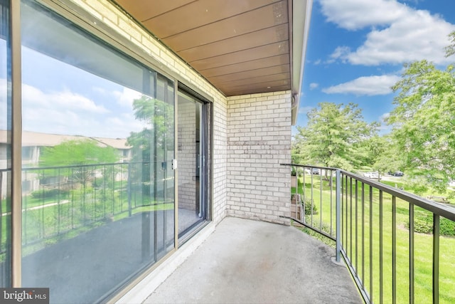 6952 Hanover Pkwy Unit 300, Greenbelt, MD 20770 - view of balcony