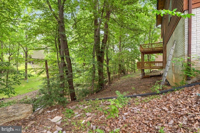 6816 Balmoral Ct, New Market, MD 21774 - view of yard featuring a deck