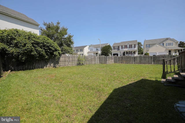 37 Wakefield Rd, Atco, NJ 08004 - view of yard with a residential view