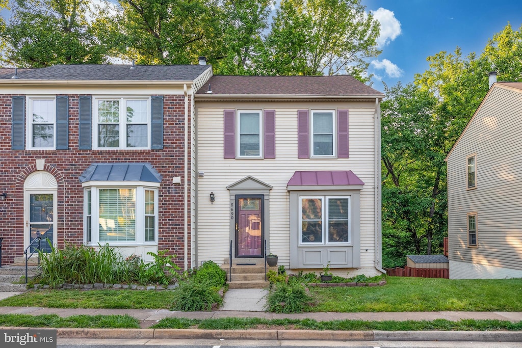 5690 Chapel Run Ct, Centreville, VA 20120 - view of townhome / multi-family property