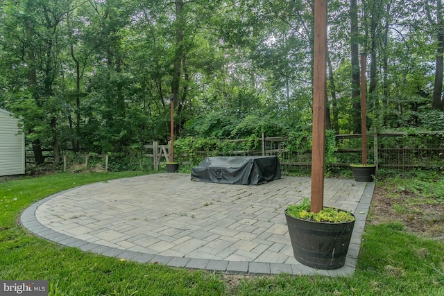 8 Spur Ridge Ct, Newark, DE 19702 - view of patio / terrace featuring area for grilling