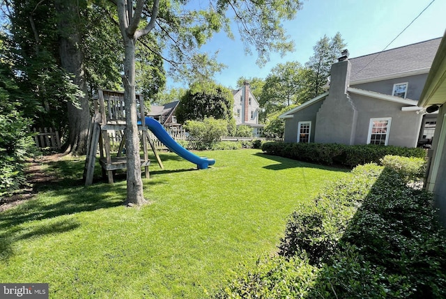 6206 Pinehurst Rd, Baltimore, MD 21212 - view of yard with a playground