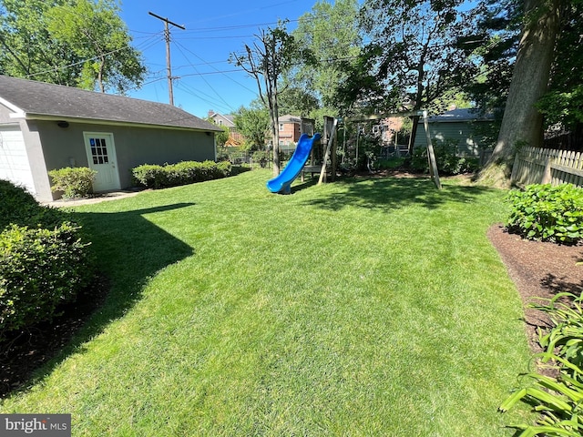 6206 Pinehurst Rd, Baltimore, MD 21212 - view of yard with a playground