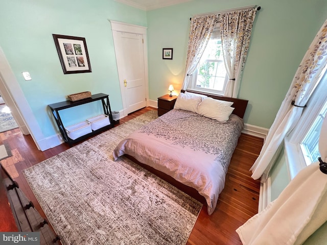 6206 Pinehurst Rd, Baltimore, MD 21212 - bedroom with wood finished floors, ornamental molding, and baseboards