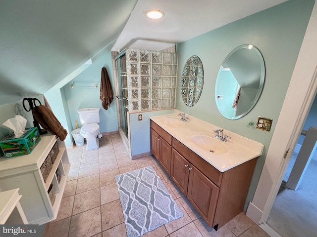 6206 Pinehurst Rd, Baltimore, MD 21212 - full bath with double vanity, toilet, a shower stall, baseboards, and lofted ceiling