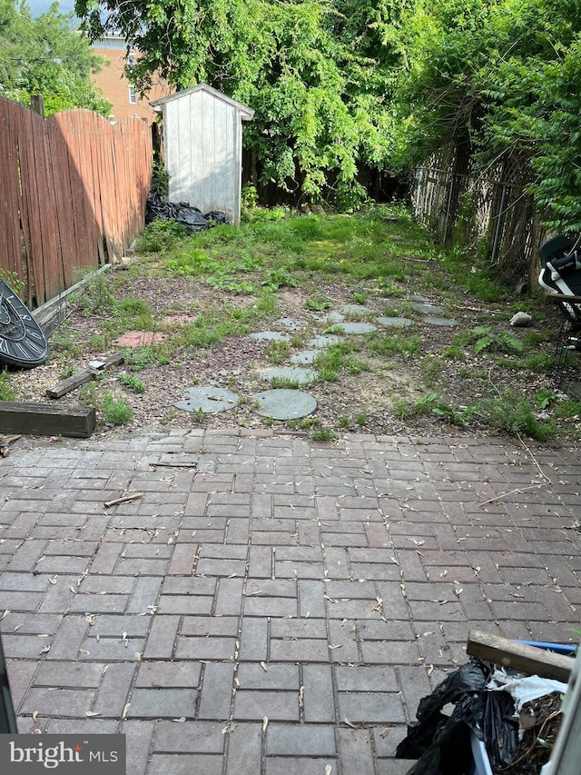 312 W Princess St, York, PA 17401 - view of yard featuring a patio area