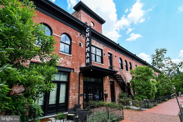 57 N St NW Unit 301, Washington, DC 20001 - view of property with stairs