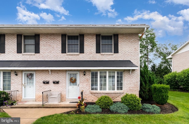 11 Bentley Pl, Carlisle, PA 17013 - view of front of property featuring brick siding
