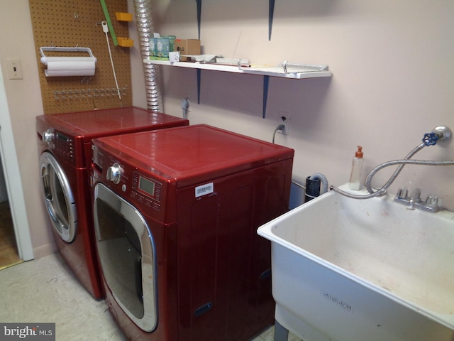 6 Bailiffs Ct Unit 301, Lutherville Timonium, MD 21093 - washroom with washer and dryer