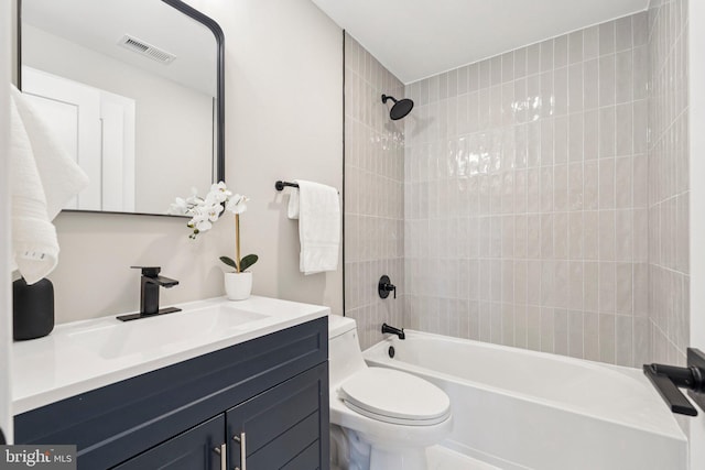 977 W Parkins Mill Rd, Winchester, VA 22602 - full bath featuring vanity and shower / bath combination