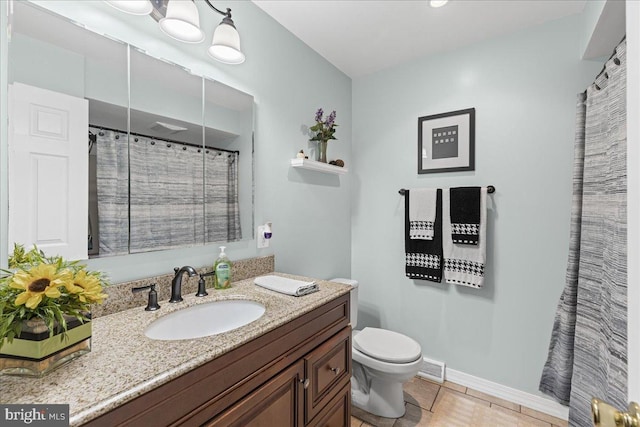 12 Woodlawn Ave, Newfield, NJ 08344 - bathroom with vanity and a shower with shower curtain