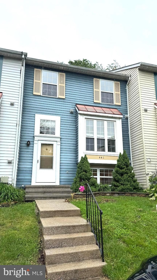441 Silver Ct, Westminster, MD 21158 - view of front of home with a front yard