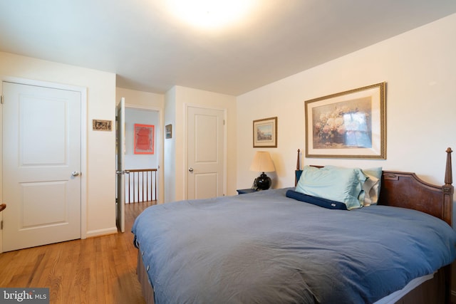 5021 23rd Rd N, Arlington, VA 22207 - bedroom with light wood-style floors and baseboards