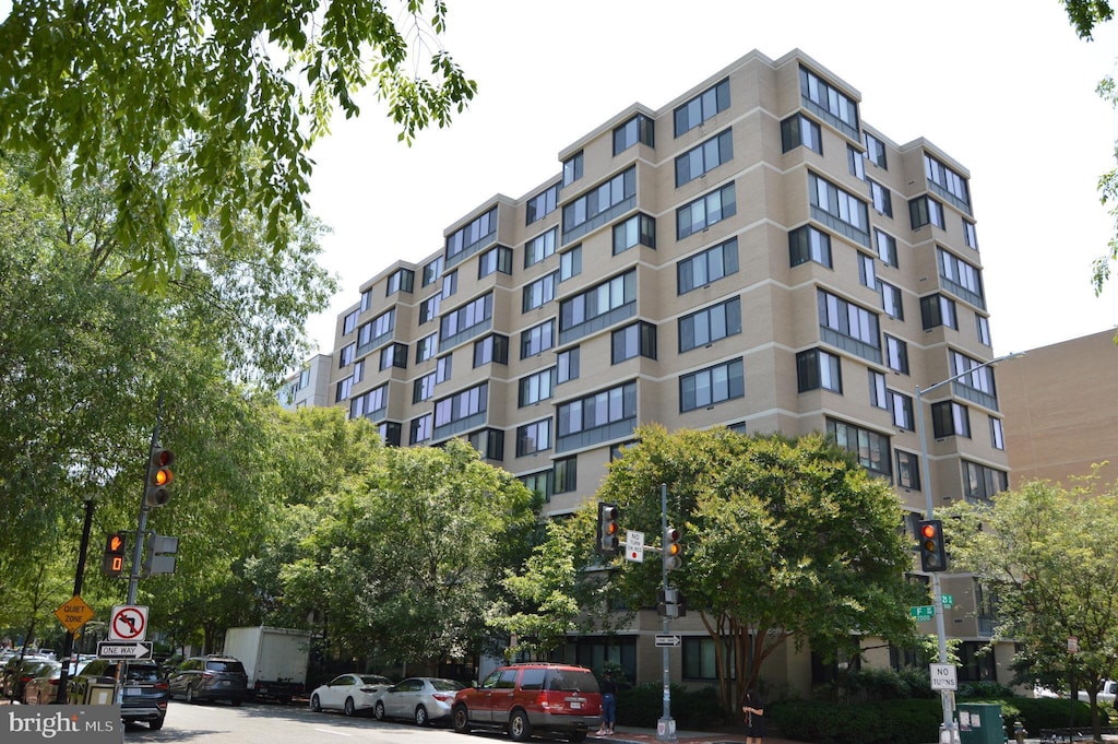 2030 F St NW Unit 206, Washington, DC 20006 - view of building exterior