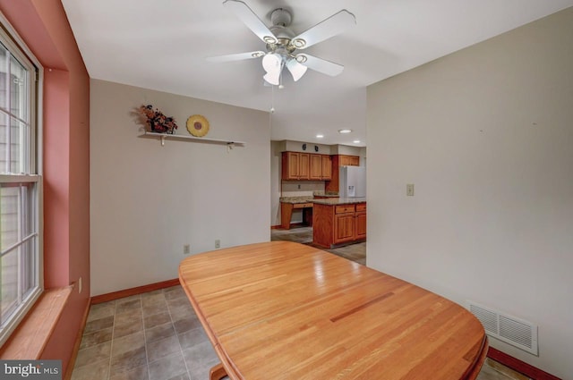 3115 Sparrow Ct, East Stroudsburg, PA 18302 - dining area featuring a ceiling fan, baseboards, and recessed lighting