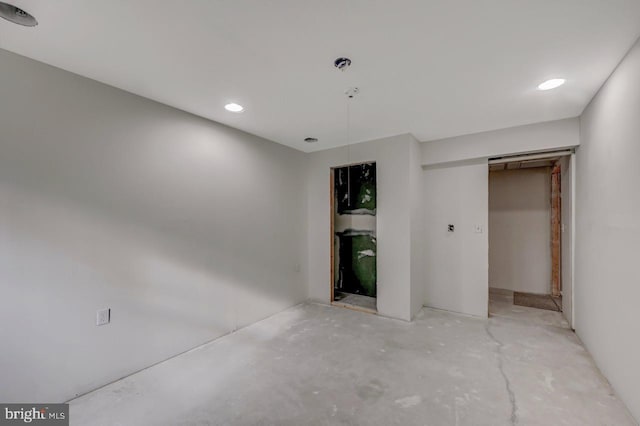 3115 Sparrow Ct, East Stroudsburg, PA 18302 - unfurnished bedroom with concrete flooring and recessed lighting