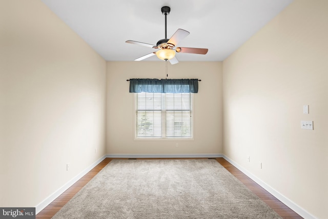 5529 Briar Ln, Whitehall, PA 18052 - spare room featuring a ceiling fan, dark wood finished floors, and baseboards