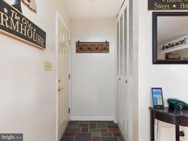 13610 Aden Rd, Nokesville, VA 20181 - corridor with baseboards
