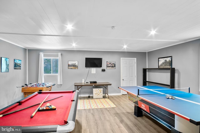 109 Knob Ct, Albrightsville, PA 18210 - game room with wood finished floors, billiards, and baseboards