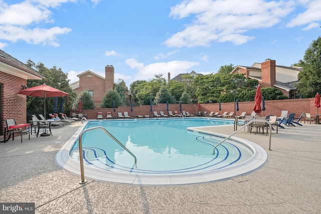 6638 Hampton View Pl, Mclean, VA 22101 - community pool featuring a patio