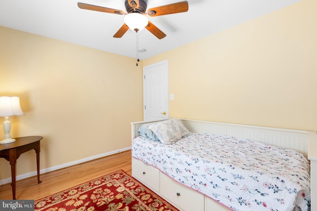 3 Cove Ct, Stafford, VA 22554 - bedroom featuring light wood finished floors, baseboards, and ceiling fan
