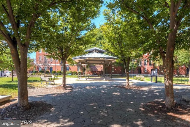 608 S Washington St, Baltimore, MD 21231 - view of property's community featuring a gazebo