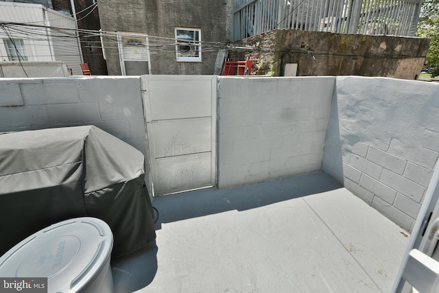452 Fitzgerald St, Philadelphia, PA 19148 - view of patio / terrace