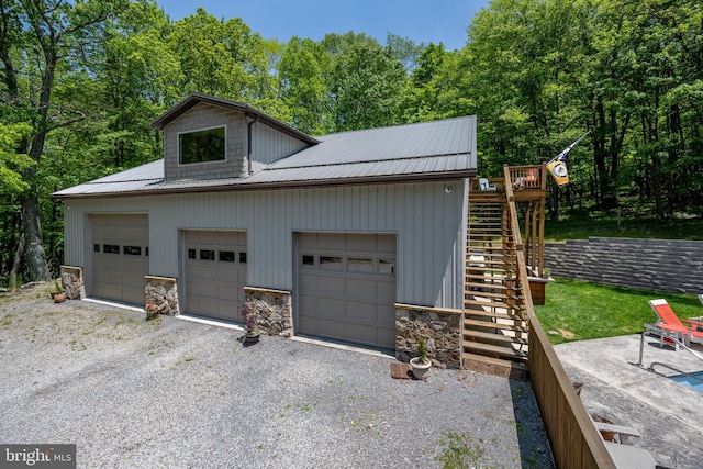 2250 Hoyes Run Rd, Mc Henry, MD 21541 - view of garage