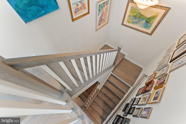 145 Center St S Unit 4, Vienna, VA 22180 - view of staircase