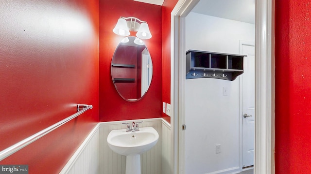 637 Coldwater Dr, Clayton, DE 19938 - bathroom with a sink