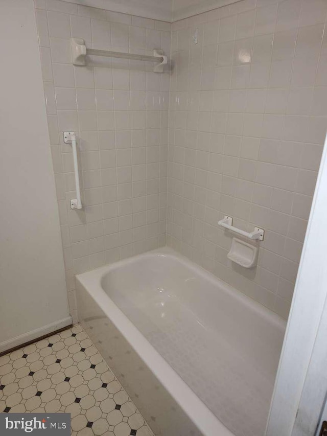 672 Jupiter Hills Ct, Arnold, MD 21012 - bathroom featuring tile patterned floors and baseboards