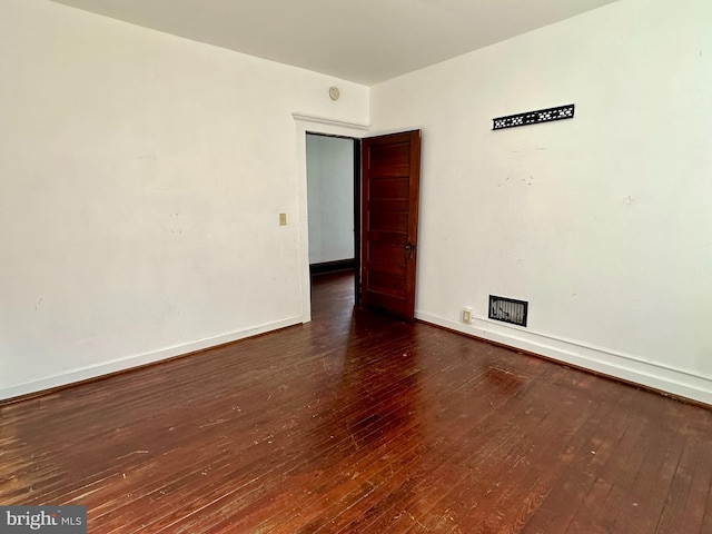 115 Bellevue St, Cumberland, MD 21502 - spare room featuring hardwood / wood-style floors and baseboards