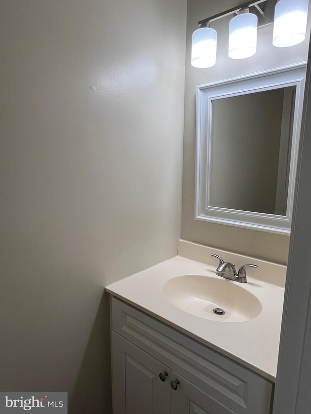 8530 Raglan Rd, Vienna, VA 22182 - bathroom with vanity