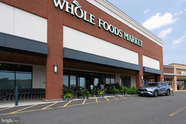 7407 Falmouth St, Springfield, VA 22150 - view of commercial location