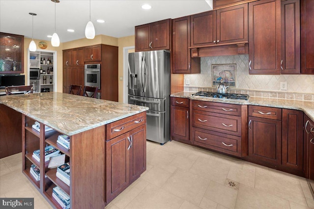 8 Ruedemann Dr, Plainsboro, NJ 08536