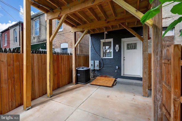 1513 N Wolfe St, Baltimore, MD 21213 - view of patio / terrace with central AC unit