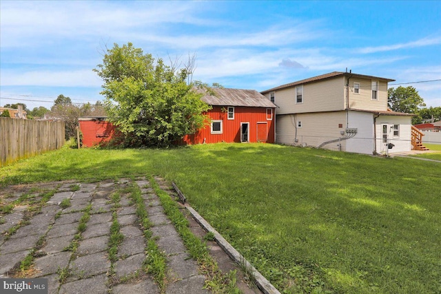 937 Fern Ave, Reading, PA 19607 - view of yard with an outdoor structure