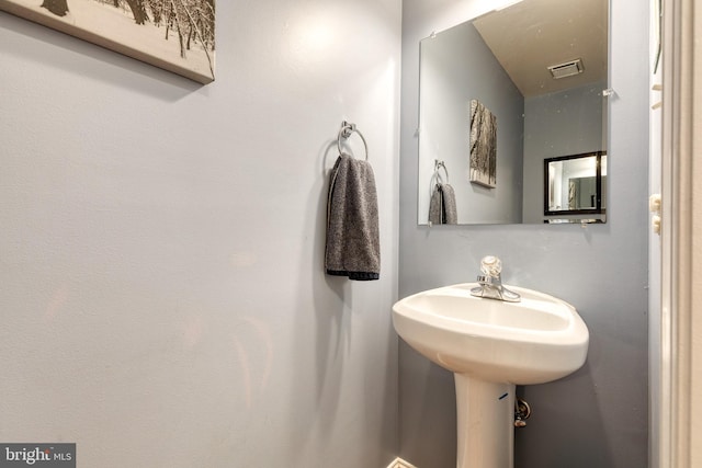 3111 Tilden Dr, Baltimore, MD 21211 - view of bathroom